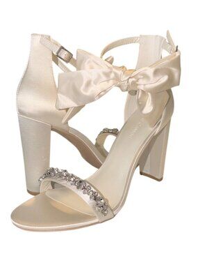 Oleg Cassini Melania Ivory Bow Detail Ankle Buckle Rhinestone Heels Size 9 NIB